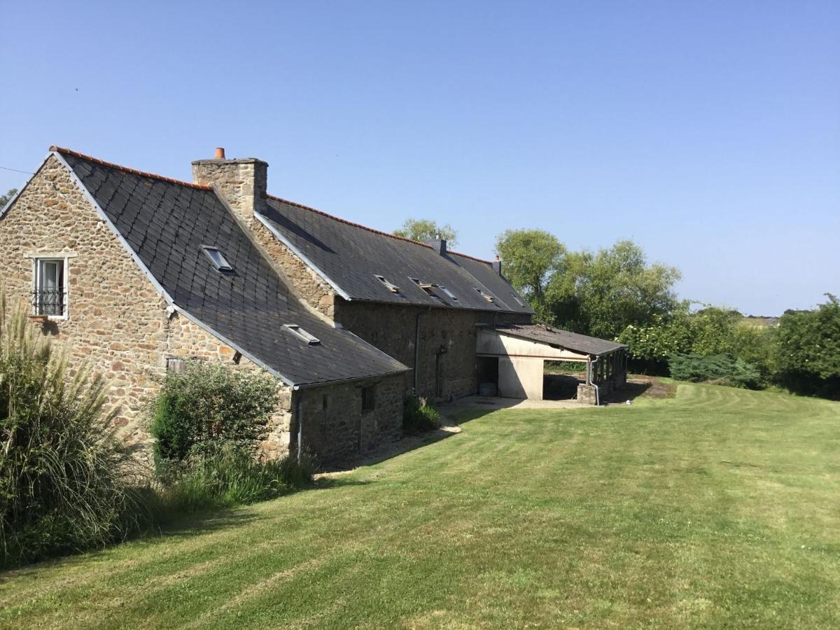 Gites Les Villes Briend Pluduno Exteriér fotografie